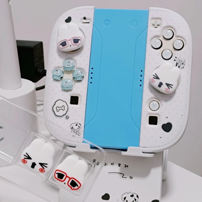 Gaming Accessories In China - かわいい漫画レトロメガネバニーシリコン親指グリップスイッチ NS2 滑り止めかわいい装飾ゲームアクセサリーおもちゃグッズギフト