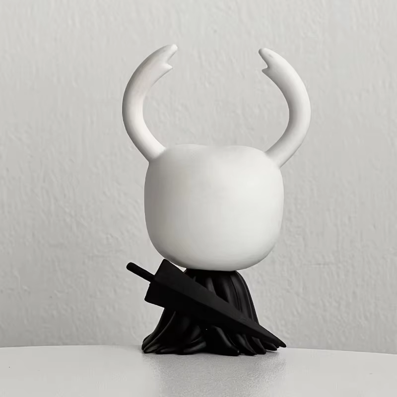 ホロウナイトの騎士フィギュア、高さ9cm、座った姿のPVC製 - Gaming Accessories For Room のレビューと価格